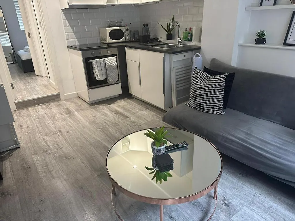Apartment Ferienwohnung Modern 1 Bed Flat In The Heart Of Hackney London